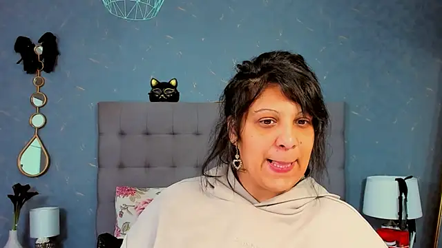 AmyCubes online show from March 2025 04:03:02 AM