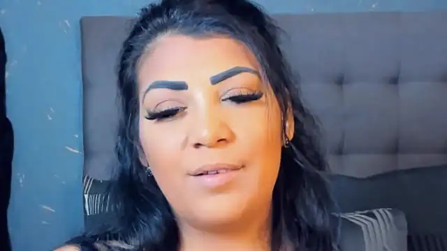 AmyCubes online show from October 2025 07:13:01 PM