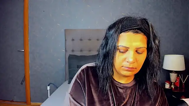 AmyCubes online show from October 2025 04:02:02 AM