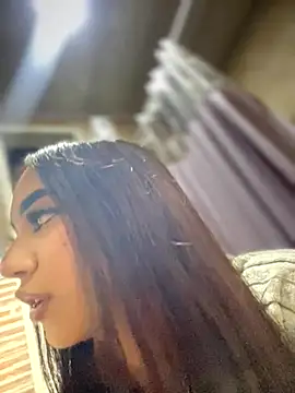 Nikol Rang   online show from October 2025 02:48:02 AM