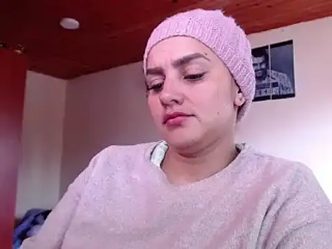 Snapshot of Lu_perez chatting on March 2025 04:28:02 PM Lu perez online show from March 2025 04:28:02 PM