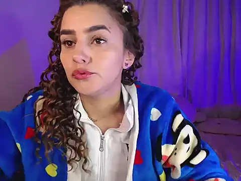 Snapshot of Lu_perez chatting on October 2025 11:05:01 PM Lu perez online show from October 2025 11:05:01 PM