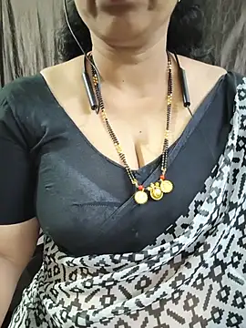 bhuvana555 online show from June 2026 05:52:01 PM