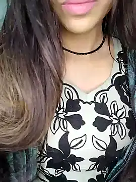 Sreya213 online show from December 2024 05:04:01 AM