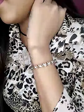 Sreya213 online show from January 2025 09:14:02 PM