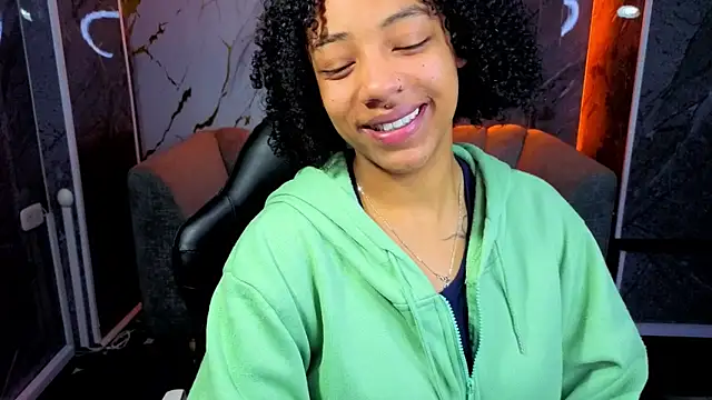 Violeth b online show from December 2025 12:47:02 PM