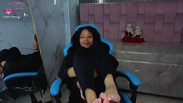 Violeth b online show from June 2026 01:01:02 PM