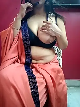 Snapshot of payal9038 chatting on February 2025 04:07:01 AM payal9038 online show from February 2025 04:07:01 AM