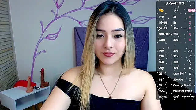 Snapshot of DahliaMoore chatting on December 2024 03:15:02 PM DahliaMoore online show from December 2024 03:15:02 PM