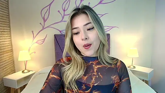 Snapshot of DahliaMoore chatting on March 2025 11:05:01 PM DahliaMoore online show from March 2025 11:05:01 PM