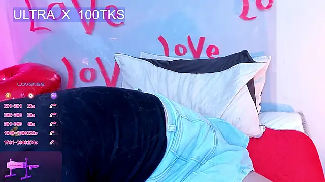 sofia218 online show from February 2025 11:26:02 PM