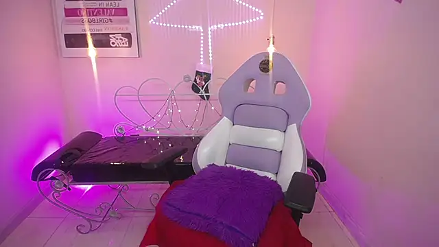 Snapshot of Cony_ chatting on December 2024 01:11:02 PM Cony online show from December 2024 01:11:02 PM