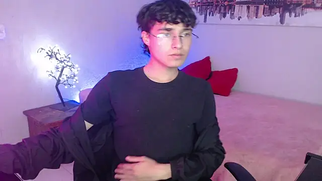 Snapshot of Jeam_hot chatting on December 2024 08:28:02 PM Jeam hot online show from December 2024 08:28:02 PM