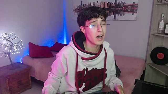 Snapshot of Jeam_hot chatting on December 2024 07:46:02 PM Jeam hot online show from December 2024 07:46:02 PM