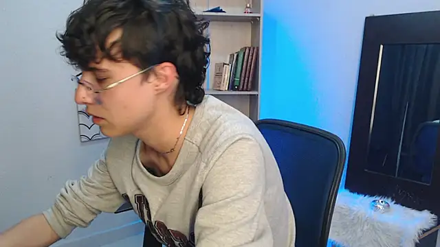 Snapshot of Jeam_hot chatting on January 2025 09:03:01 PM Jeam hot online show from January 2025 09:03:01 PM