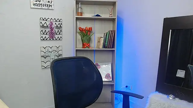 Snapshot of Jeam_hot chatting on January 2025 09:31:01 PM Jeam hot online show from January 2025 09:31:01 PM