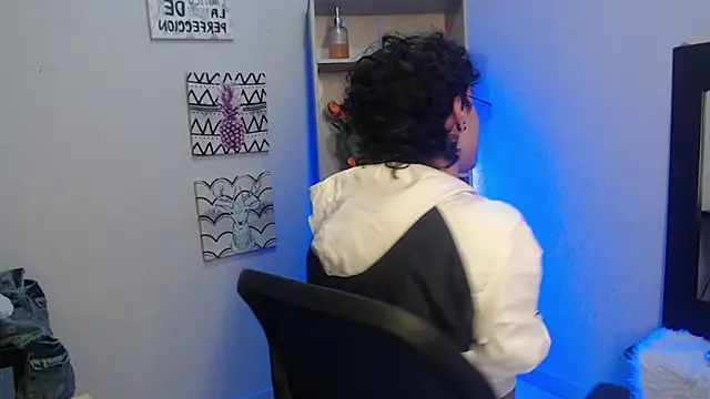 Snapshot of Jeam_hot chatting on January 2025 01:32:01 AM Jeam hot online show from January 2025 01:32:01 AM