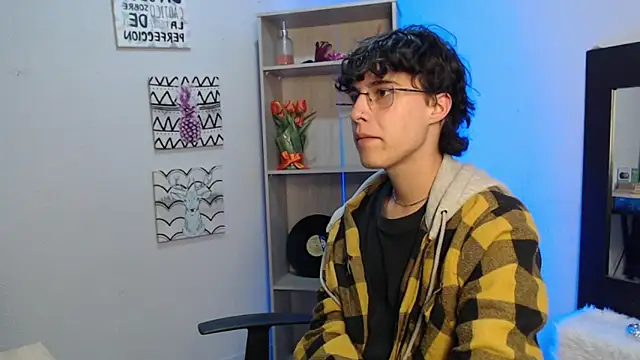 Snapshot of Jeam_hot chatting on January 2025 08:59:02 PM Jeam hot online show from January 2025 08:59:02 PM