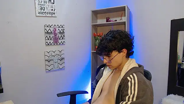 Snapshot of Jeam_hot chatting on January 2025 11:43:02 PM Jeam hot online show from January 2025 11:43:02 PM