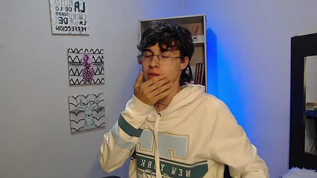 Snapshot of Jeam_hot chatting on January 2025 09:22:01 PM Jeam hot online show from January 2025 09:22:01 PM