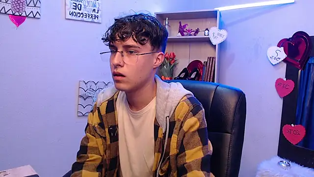 Snapshot of Jeam_hot chatting on March 2025 08:48:02 PM Jeam hot online show from March 2025 08:48:02 PM