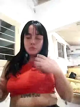 Snapshot of lucylovles chatting on December 2025 12:05:02 AM lucylovles online show from December 2025 12:05:02 AM