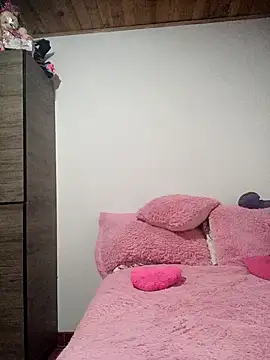 Snapshot of Tanishe_Q chatting on December 2024 05:59:01 AM Tanishe Q online show from December 2024 05:59:01 AM