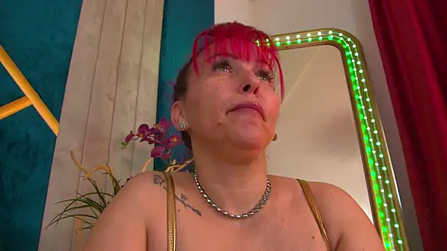 Foxxxy MILF online show from May 2026 03:44:02 AM