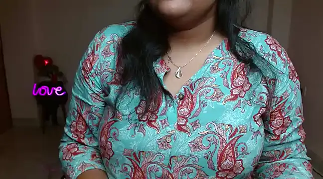 Snapshot of Naughty_Ayesha1 chatting on February 2025 04:47:01 AM Naughty Ayesha1 online show from February 2025 04:47:01 AM