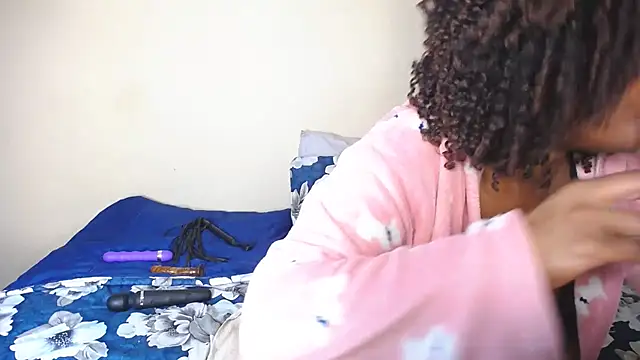 2Sweetysmile online show from September 2025 09:25:02 AM