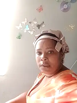 2Sweetysmile online show from April 2026 01:48:02 PM