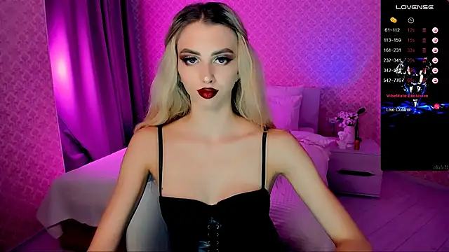 Emilia Klar online show from September 2025 08:06:02 AM