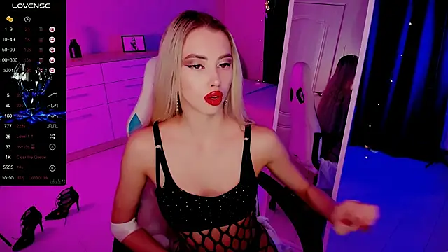 Emilia Klar online show from November 2025 08:03:02 AM