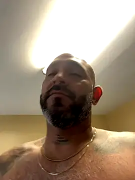 Snapshot of tylergigo chatting on October 2025 12:45:01 PM tylergigo online show from October 2025 12:45:01 PM