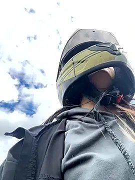 EemaHaruki online show from October 2025 07:32:02 PM