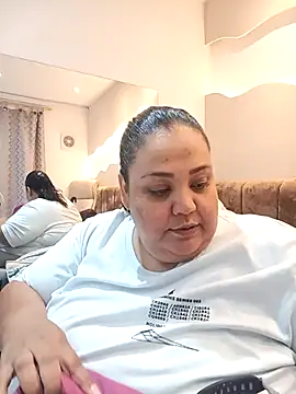 Alisson am online show from May 2026 06:25:01 PM