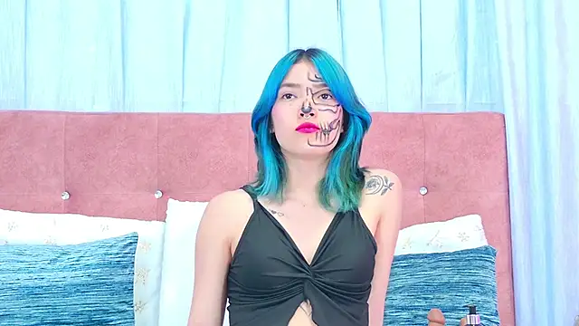 Snapshot of AlliciaKim chatting on October 2025 07:26:02 PM AlliciaKim online show from October 2025 07:26:02 PM