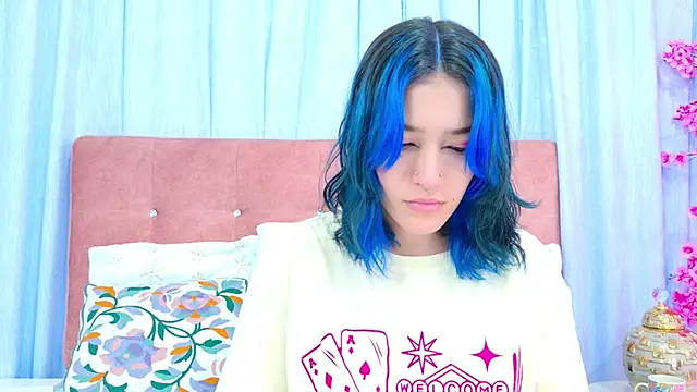 AlliciaKim online show from November 2025 07:10:01 PM