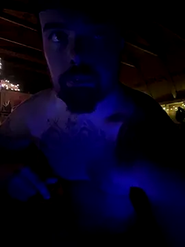 Snapshot of BigBaby964 chatting on September 2025 04:17:01 AM BigBaby964 online show from September 2025 04:17:01 AM