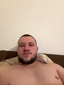 Snapshot of klydick chatting on December 2024 12:11:02 AM klydick online show from December 2024 12:11:02 AM