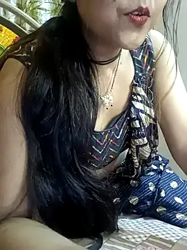 CutePriya613 online show from December 2024 05:32:02 PM