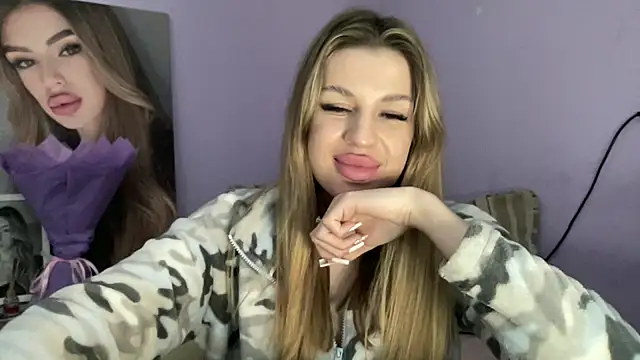 Snapshot of Your_Jessy chatting on February 2025 07:31:02 PM Your Jessy online show from February 2025 07:31:02 PM