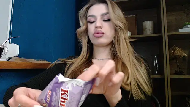 Snapshot of Your_Jessy chatting on March 2025 05:37:01 PM Your Jessy online show from March 2025 05:37:01 PM