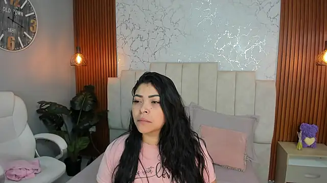 EmaBakker online show from March 2026 05:25:01 AM