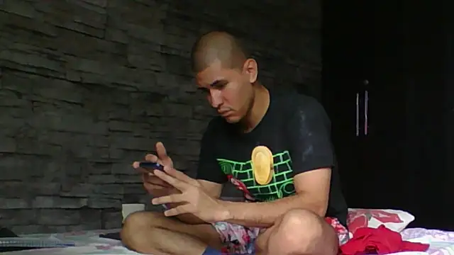 Sexylatin64 online show from February 2026 03:08:01 PM