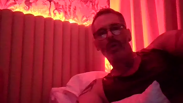 LIVEcamCUMDADDY online show from April 2026 02:20:02 AM