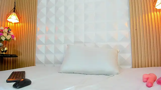 Snapshot of Melanieharriso_ chatting on February 2025 01:16:02 AM Melanieharriso online show from February 2025 01:16:02 AM