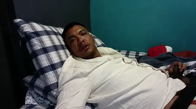 Snapshot of TUMORENO1 chatting on December 2024 09:14:01 AM TUMORENO1 online show from December 2024 09:14:01 AM