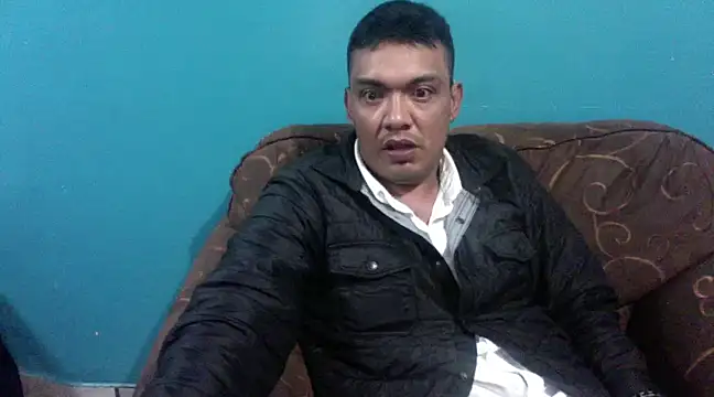 Snapshot of TUMORENO1 chatting on January 2025 12:06:01 AM TUMORENO1 online show from January 2025 12:06:01 AM