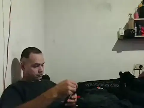 Snapshot of Lolosalvage83 chatting on March 2025 08:15:02 PM Lolosalvage83 online show from March 2025 08:15:02 PM